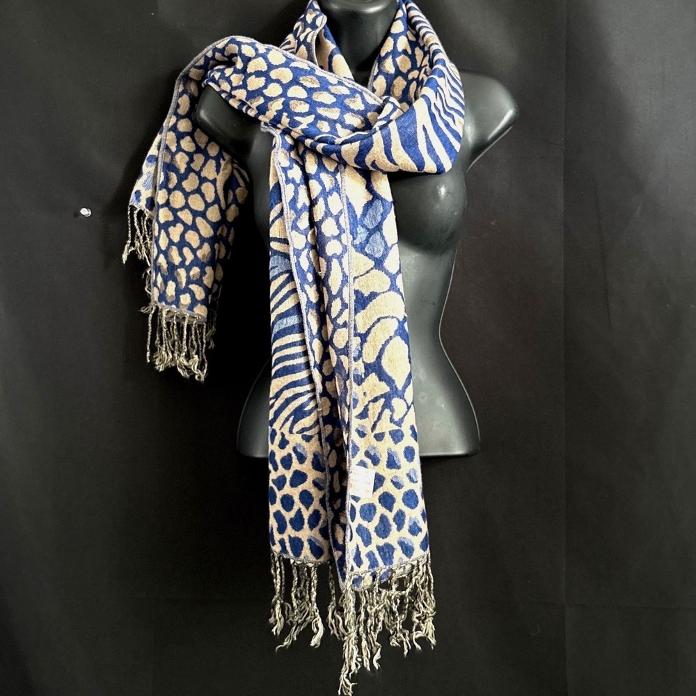 Scarf OS Blue Giraffe Animal Print Safari Boho Fringed Wrap Artsy Boho Abstract